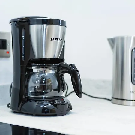 Coastline - Heart Of 1 & 2 Bed New Apartments, Ideal For Contractors And Holidayers