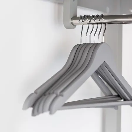 Coastline - Heart Of 1 & 2 Bed New Apartments, Ideal For Contractors And Holidayers