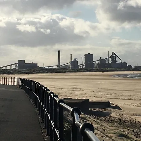Coastline - Heart Of 1 & 2 Bed New Apartments, Ideal For Contractors And Holidayers Apartment