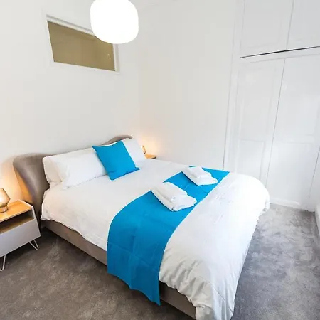 Coastline - Heart Of 1 & 2 Bed New Apartments, Ideal For Contractors And Holidayers *
