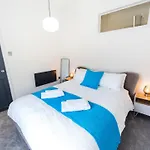 Coastline - Heart Of 1 & 2 Bed Apartments, Ideal For Contractors And Holidayers Apartman *