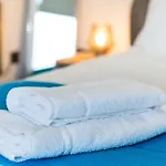 Coastline - Heart Of 1 & 2 Bed Apartments, Ideal For Contractors And Holidayers Apartman *