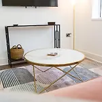 Coastline - Heart Of 1 & 2 Bed Apartments, Ideal For Contractors And Holidayers