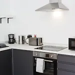 아파트 Coastline - Heart Of 1 & 2 Bed Apartments, Ideal For Contractors And Holidayers *
