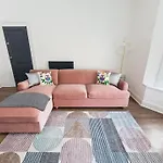 아파트 Coastline - Heart Of 1 & 2 Bed Apartments, Ideal For Contractors And Holidayers