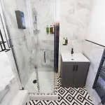 Apartment Coastline - Heart Of 1 & 2 Bed Apartments, Ideal For Contractors And Holidayers