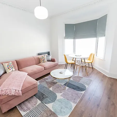 Apartment Coastline - Heart Of 1 & 2 Bed New Apartments, Ideal For Contractors And Holidayers