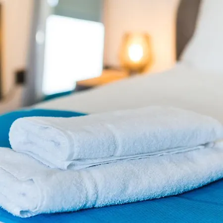 Coastline - Heart Of 1 & 2 Bed Apartments, Ideal For Contractors And Holidayers 公寓 *