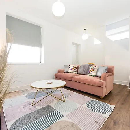 Coastline - Heart Of 1 & 2 Bed New Apartments, Ideal For Contractors And Holidayers * Redcar