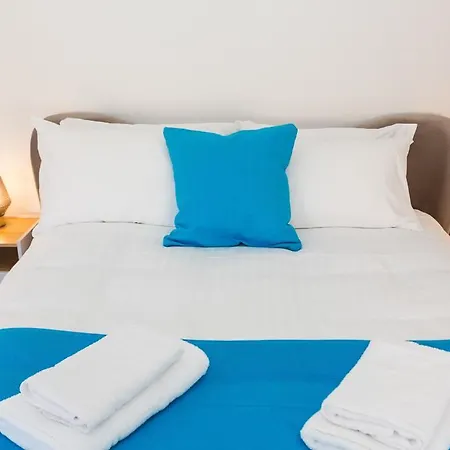 Apartman Coastline - Heart Of 1 & 2 Bed Apartments, Ideal For Contractors And Holidayers